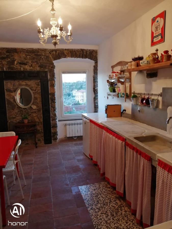 Villa Vezzhouse Vezzano Ligure Exterior foto